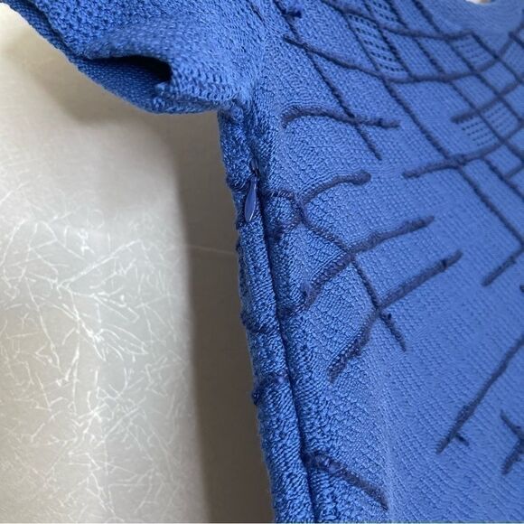 OSCAR De La Renta Hand Knit Embroidered Body Con Dress S - Picture 2 of 5